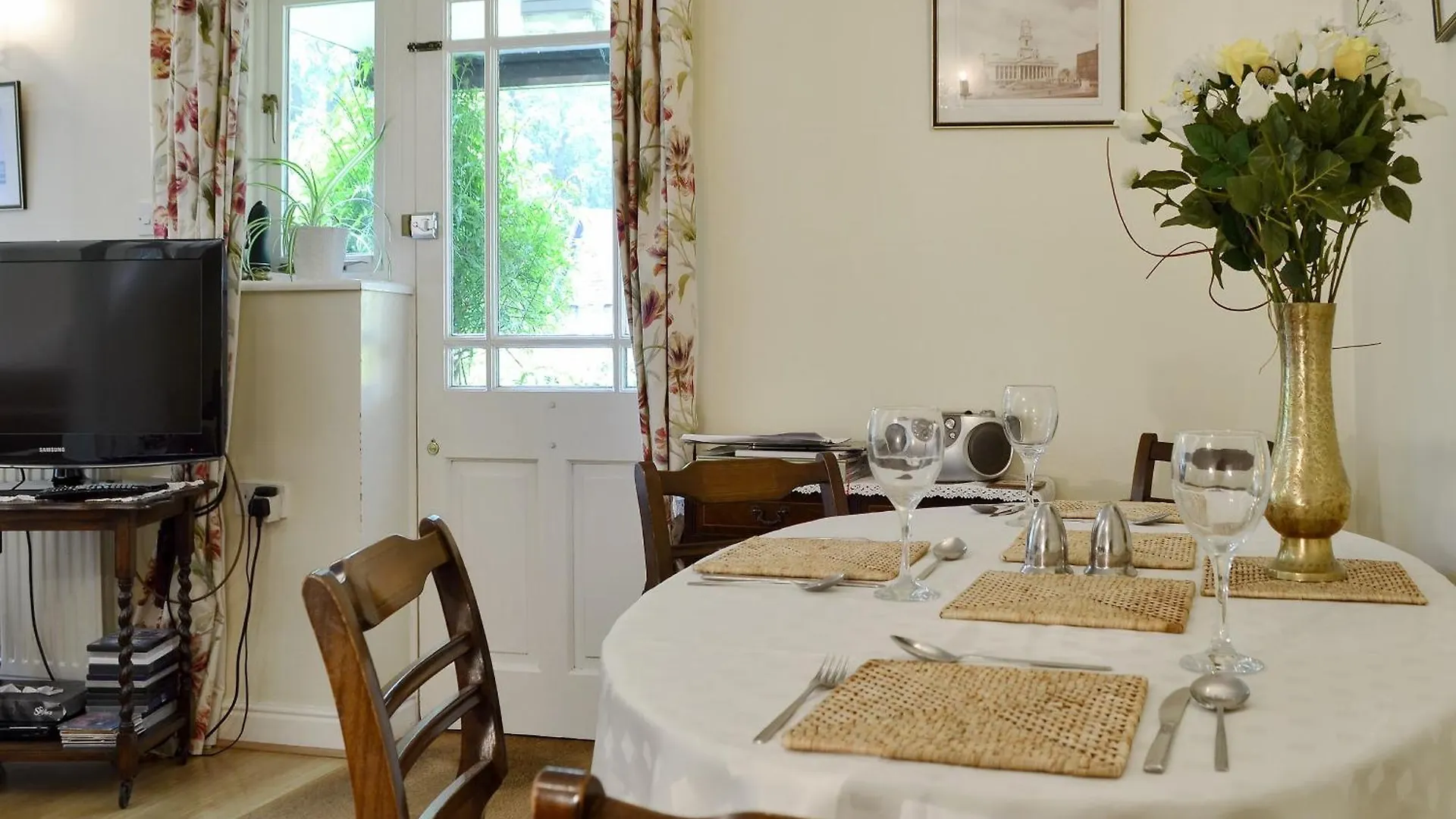 The Coach House Villa Southampton Holiday home