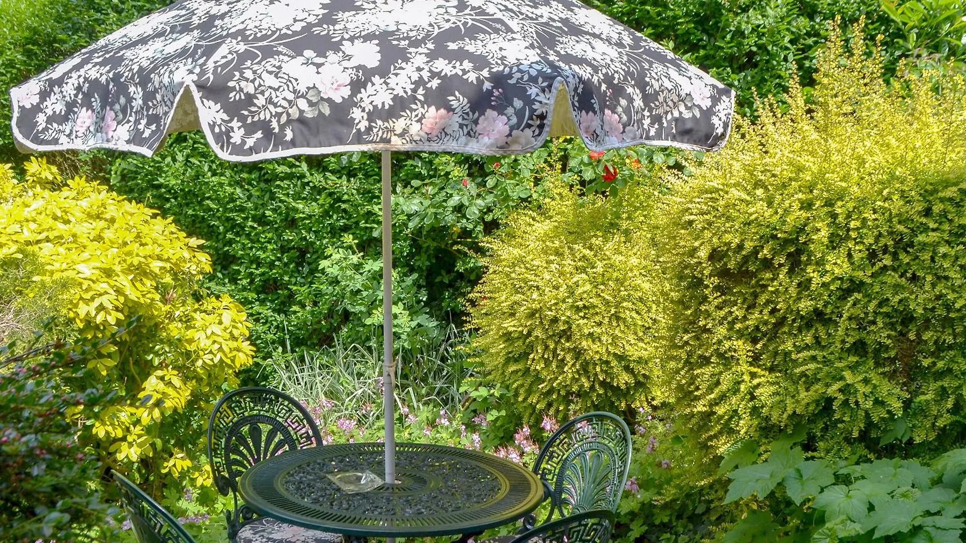 The Coach House Villa Southampton 0*,  United Kingdom